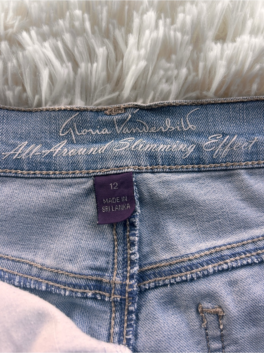 Gloria Vanderbilt All Around Slimming Effect Amanda Capri - Size 12 - Picture 6 of 11